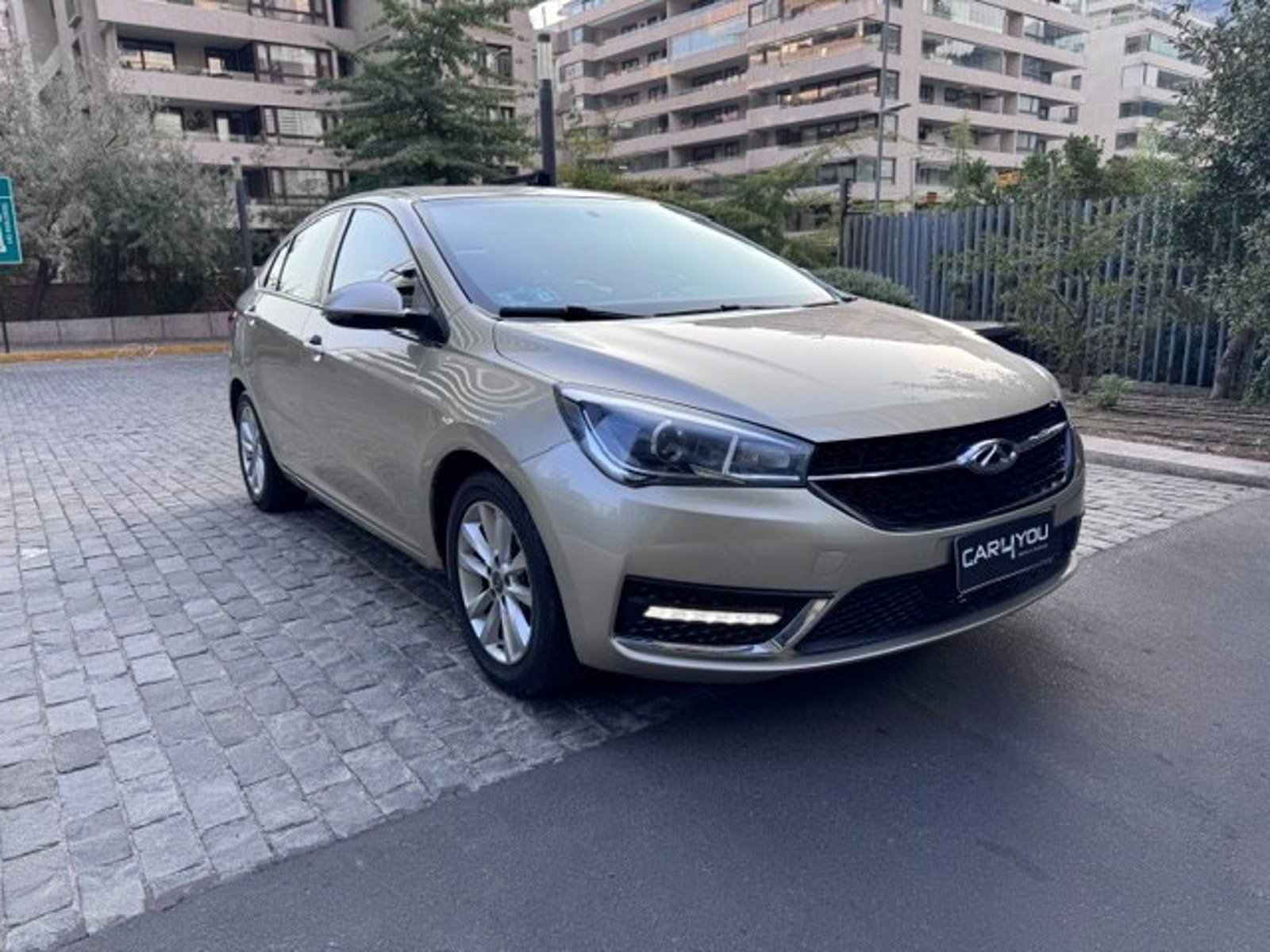 CHERY ARRIZO 3 GLS AUT 2016 - Imagen 3 de 10
