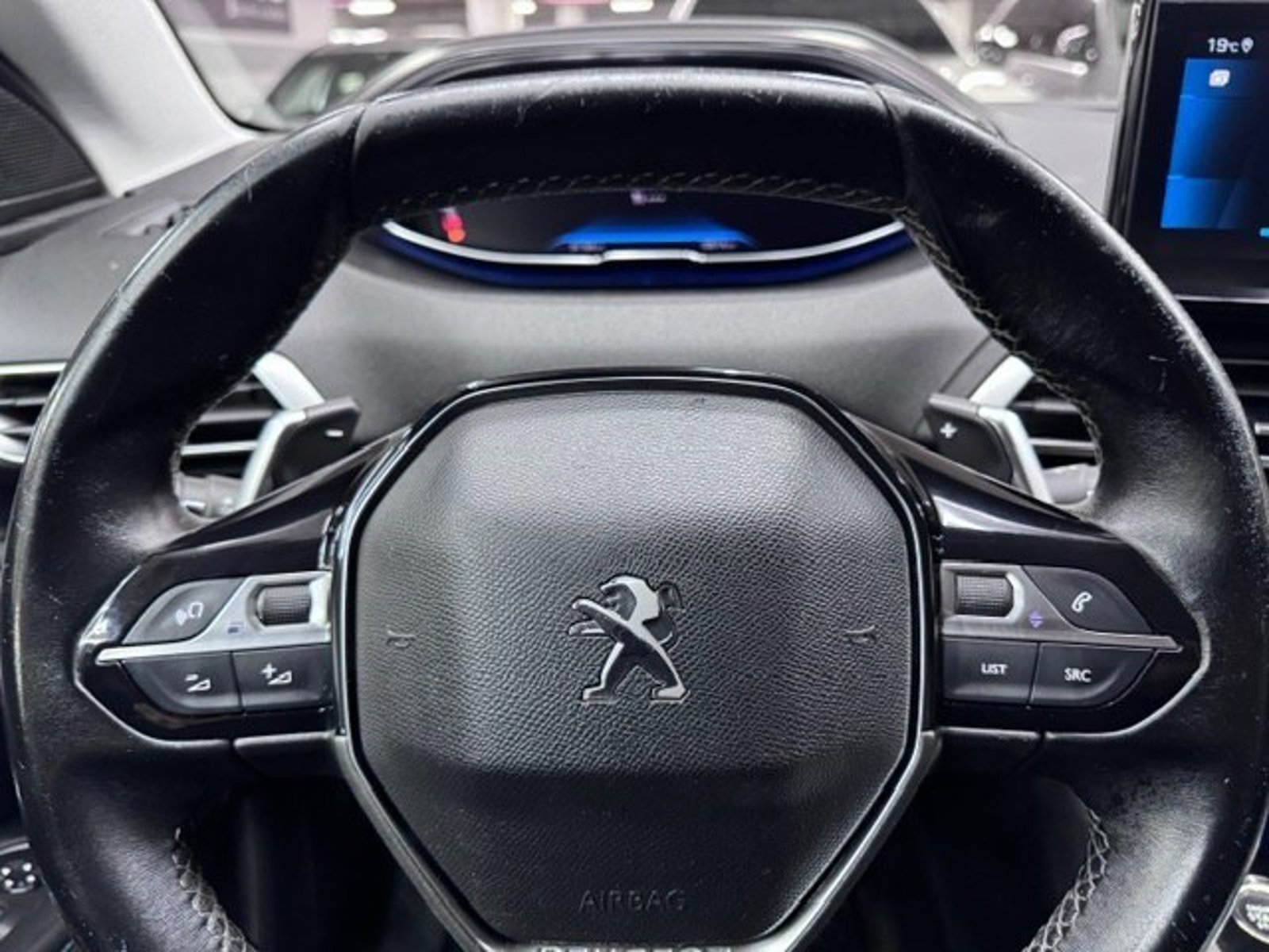 Peugeot 3008 BLUE HDI 130 2022 - Imagen 9 de 10