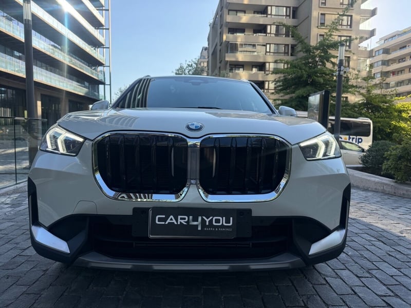 BMW X1 DYNAMIC 2025 - Imagen 8 de 10