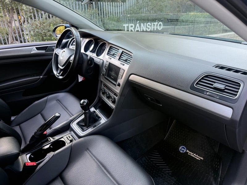 Volkswagen GOLF VARIANT 2.0 TDI 2017 - Imagen 8 de 10