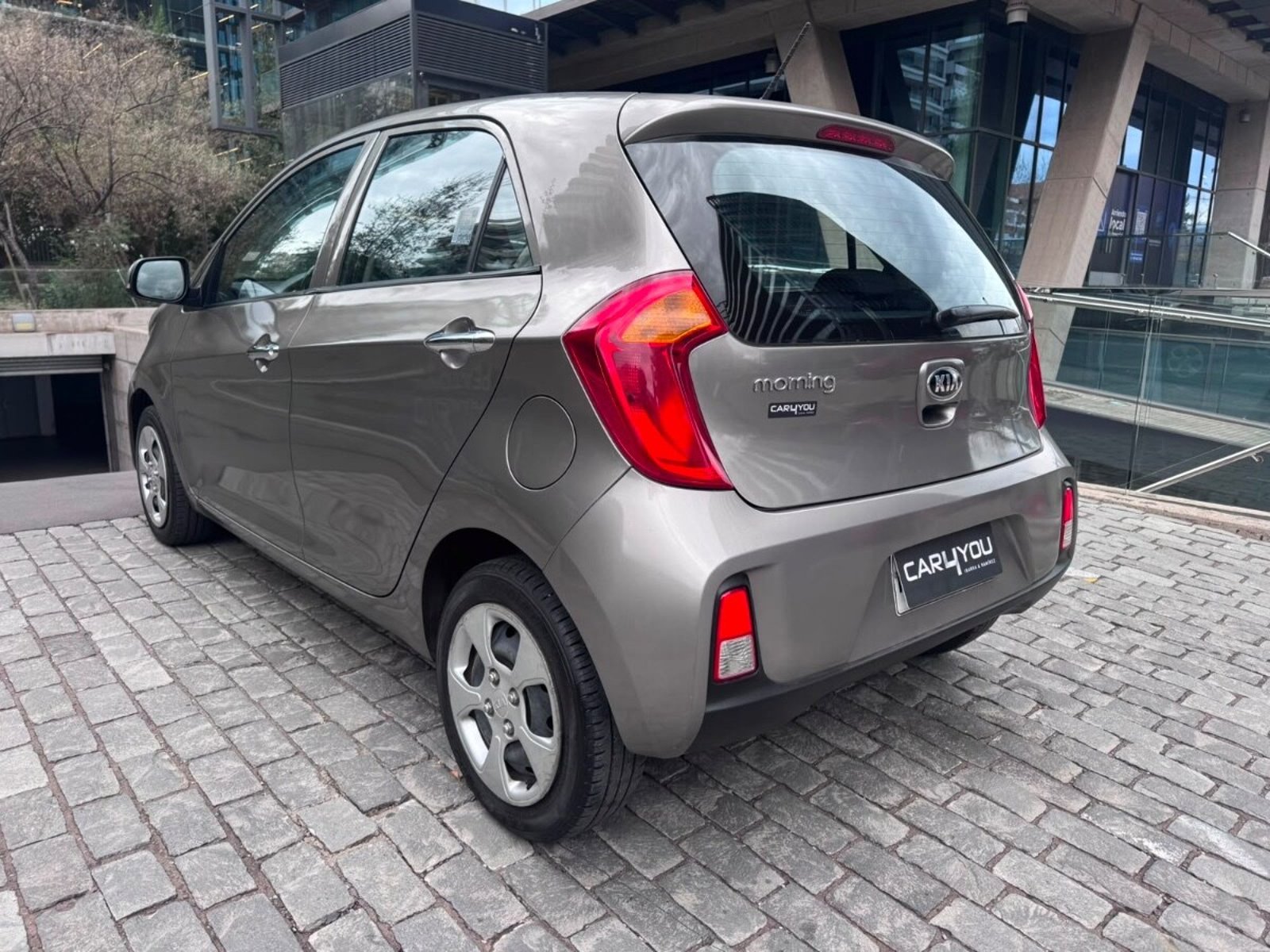 Kia MORNING 1,2 AUTOMATICO 2016 - Imagen 6 de 10