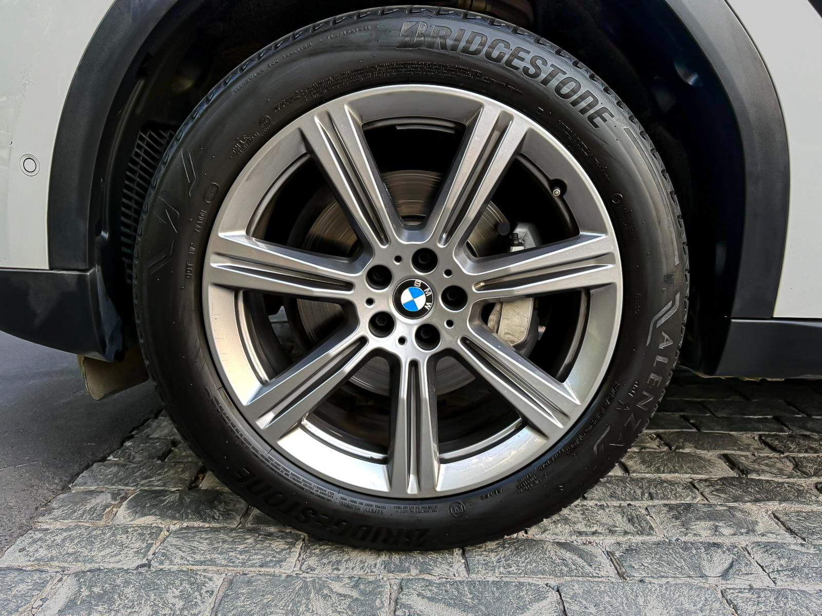 BMW X6 X6 XDRIVE 4X4 5P 3.0 AUT 2022 - Imagen 8 de 10