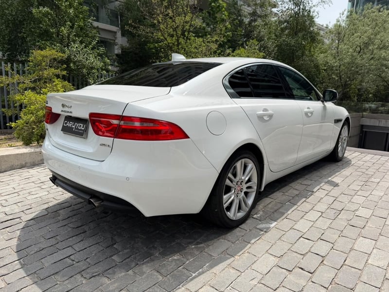 Jaguar XE PRESTIGE 2019 - Imagen 4 de 10