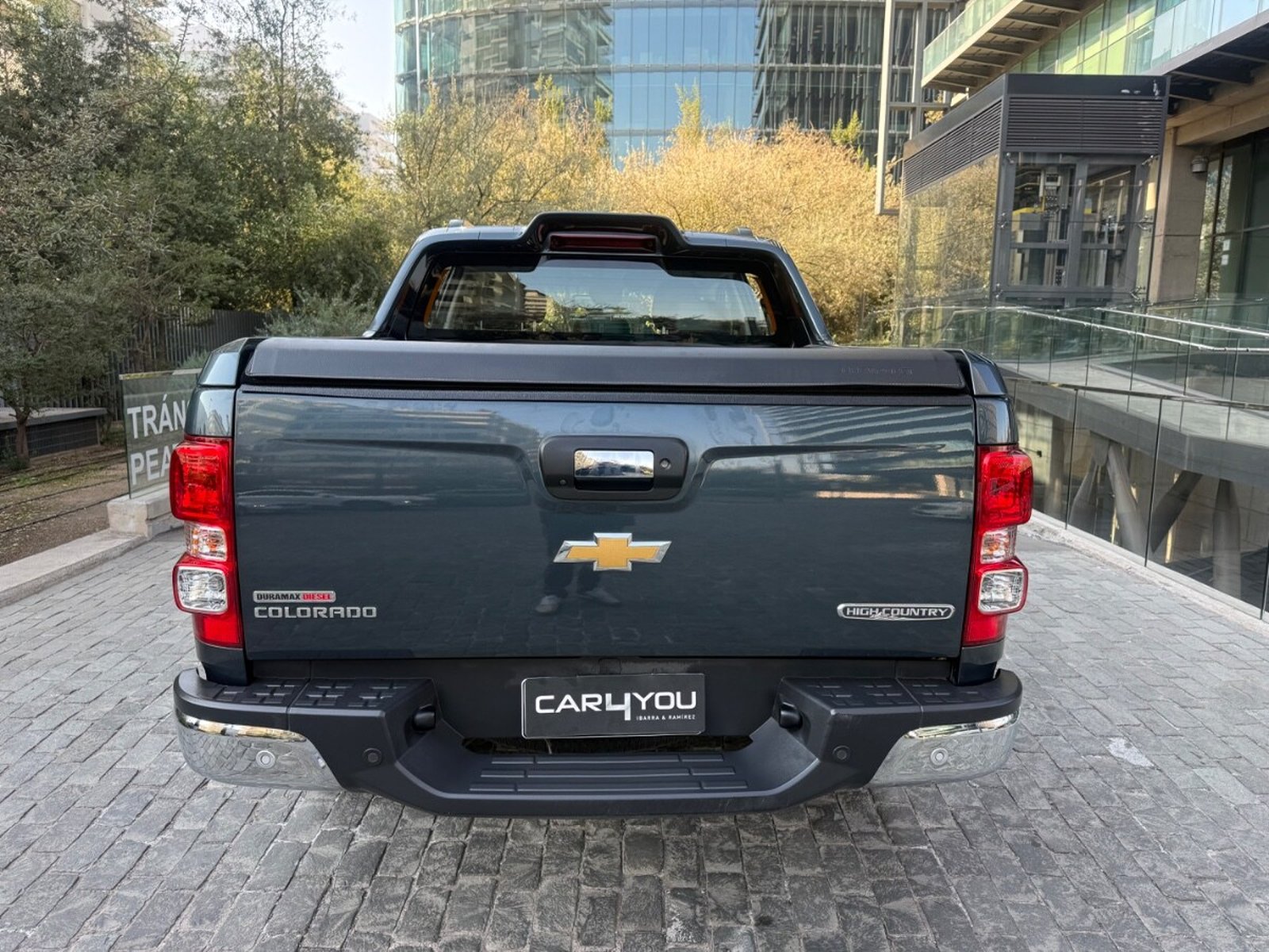 CHEVROLET COLORADO HIGH COUNTRY 2023 - Foto 5 de 9