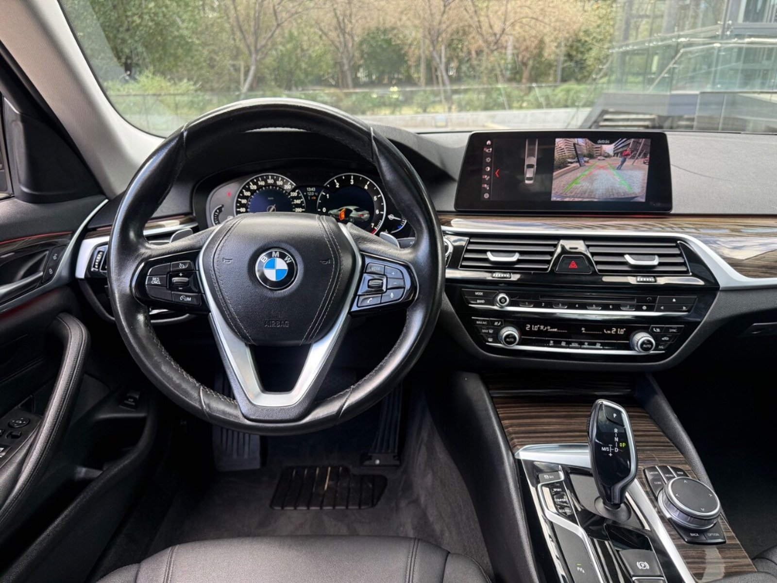 BMW 520 UNICO DUEÑO 2019 - Imagen 9 de 10