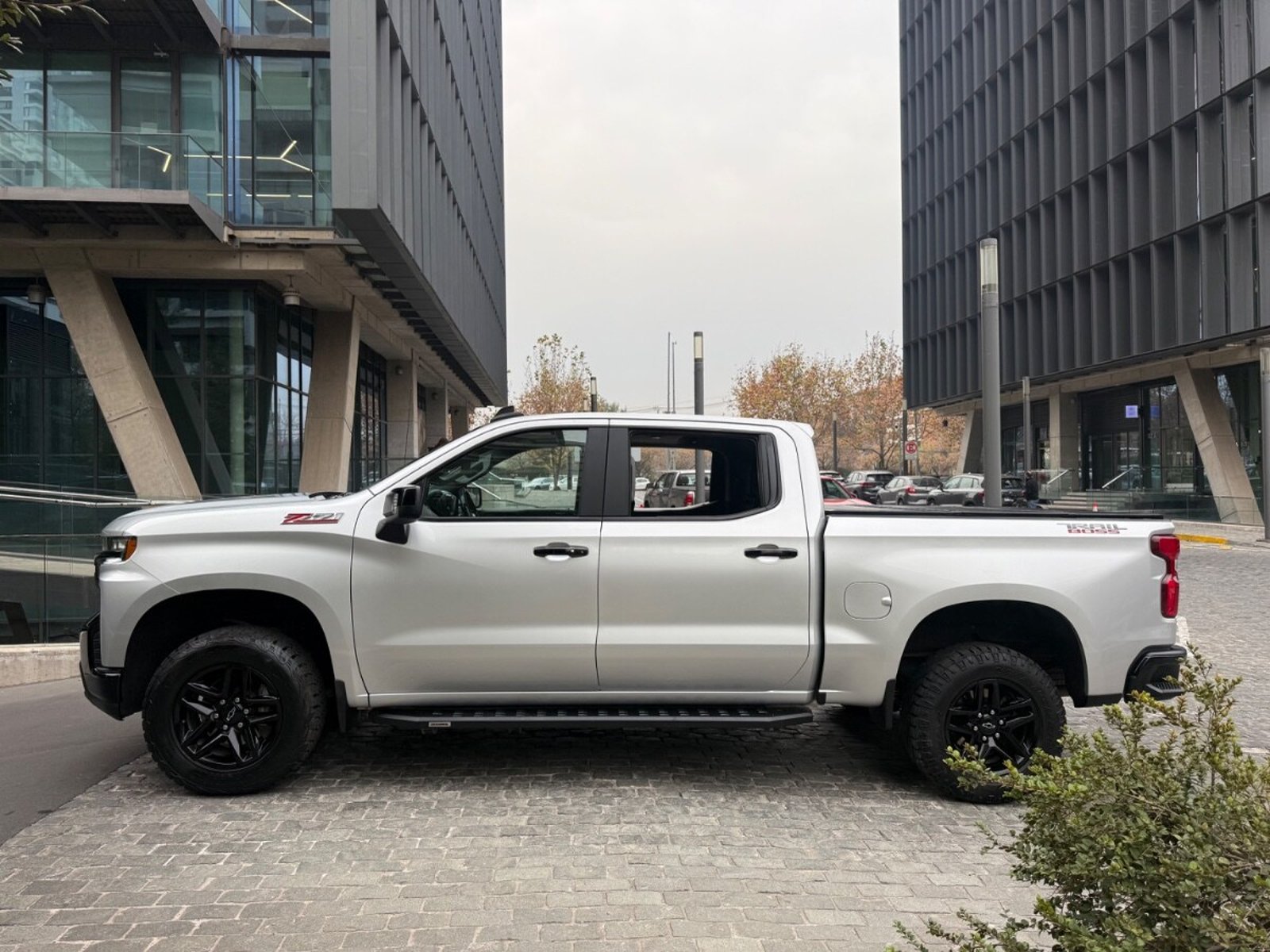 CHEVROLET SILVERADO TRAIL BOSS 2021 - Foto 4 de 9