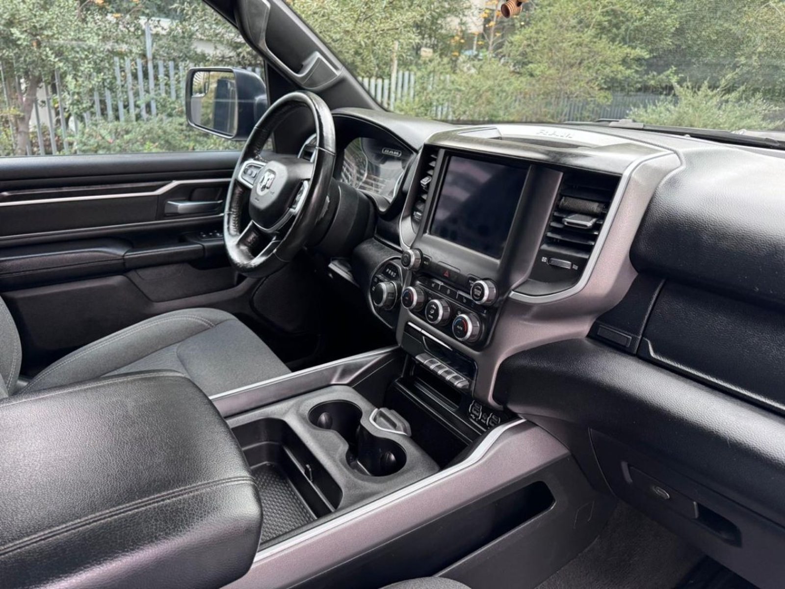 RAM 1500 BIG HORN CREW CAB 4X4 3.6 AUT 2021 - Imagen 10 de 10
