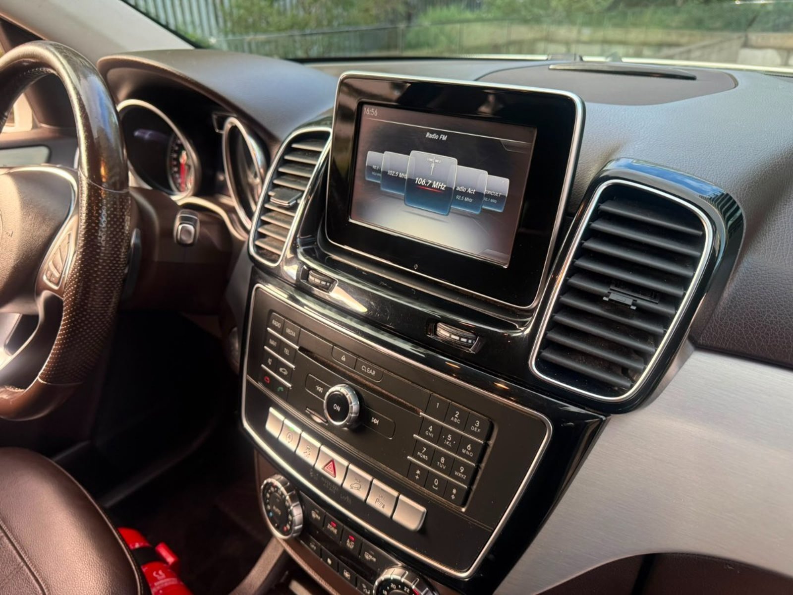 Mercedes-Benz GLE 250D GLE 250D 2017 - Imagen 7 de 10