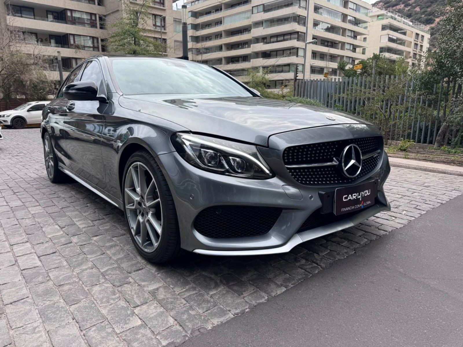 Mercedes-Benz C43 AMG 2019 - Foto 2 de 10