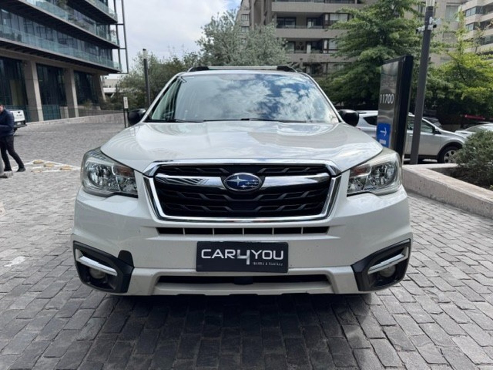 Subaru FORESTER 4WD 2017 - Foto 2 de 10