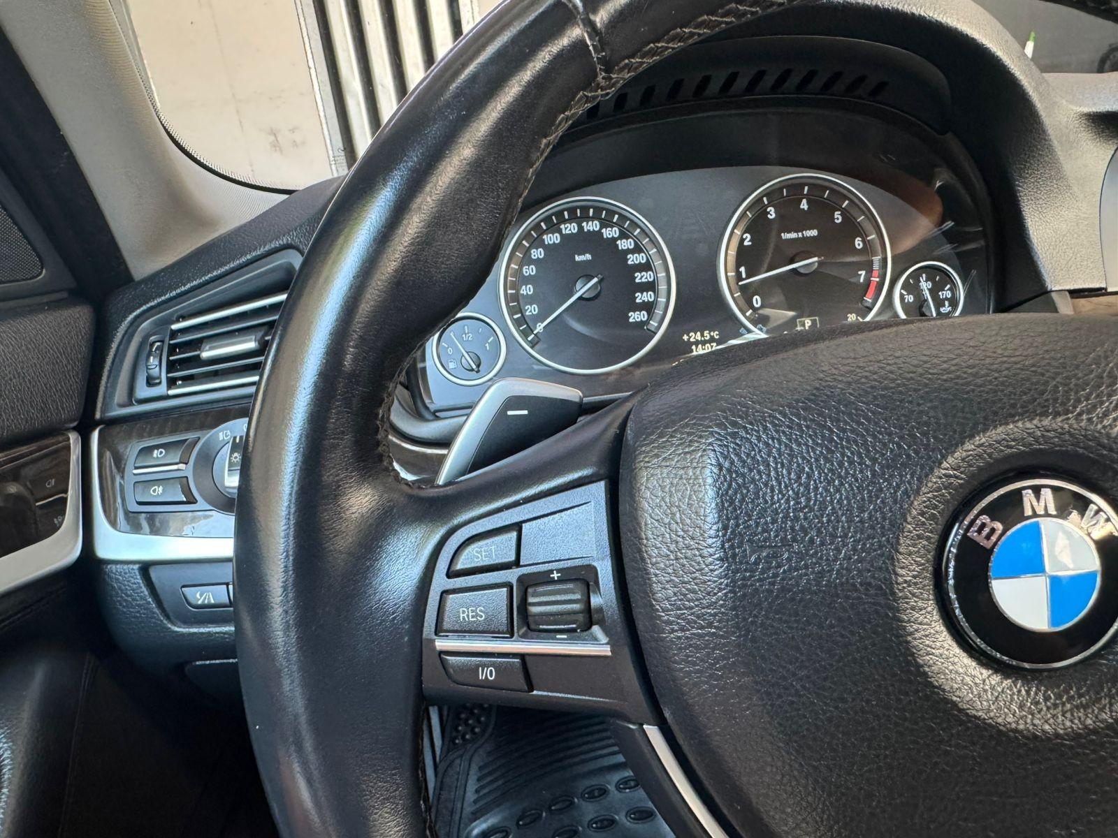 BMW 550 550 V8 2011 - Imagen 9 de 9