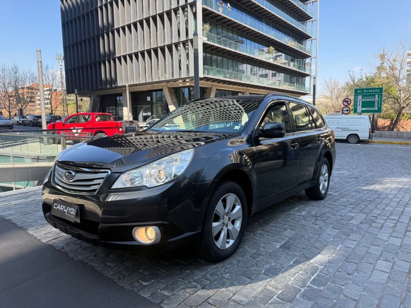 Subaru OUTBACK 2.5 2012