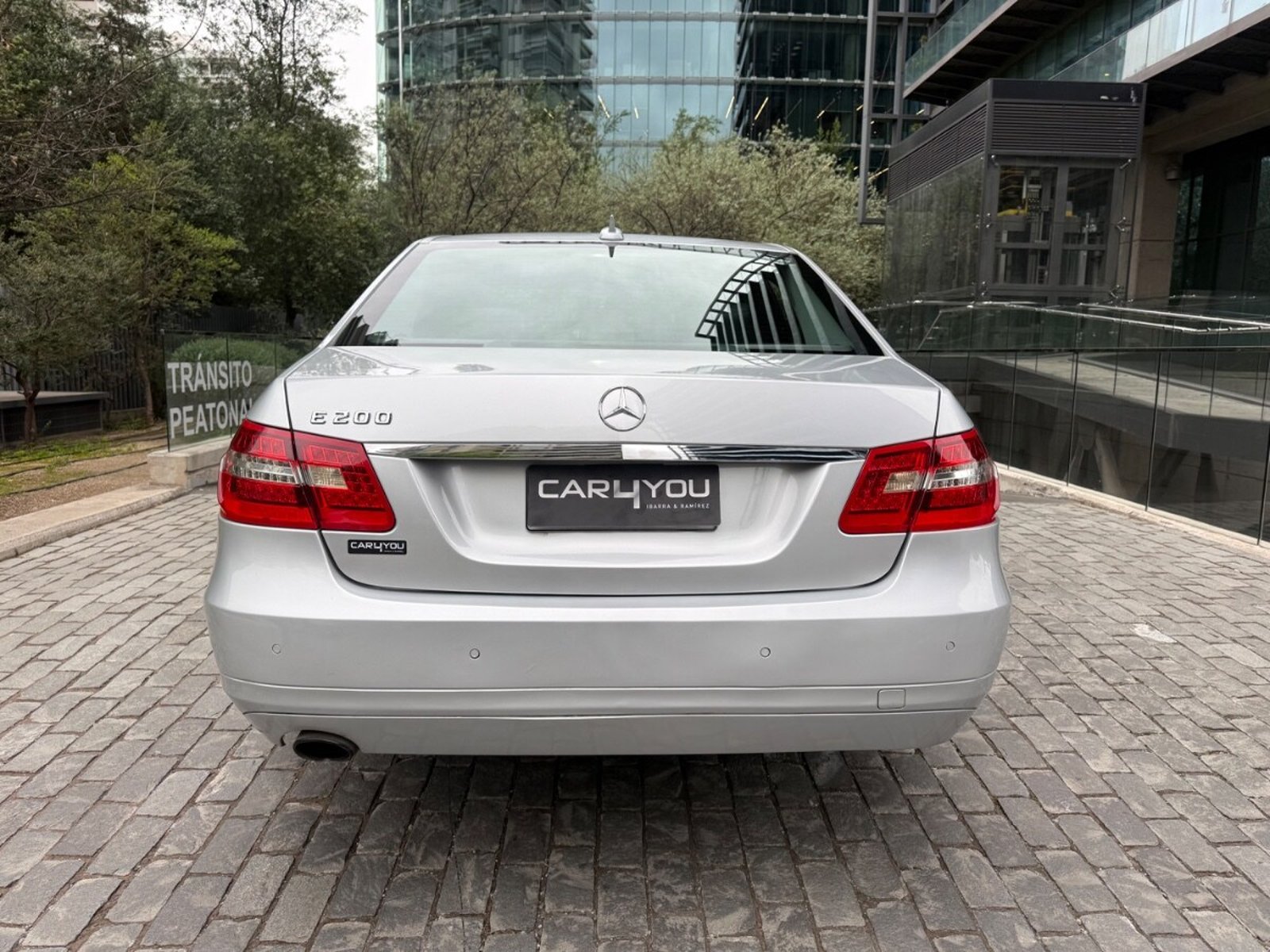 Mercedes-Benz E200 Blue Efficiency 2012 - Foto 5 de 10