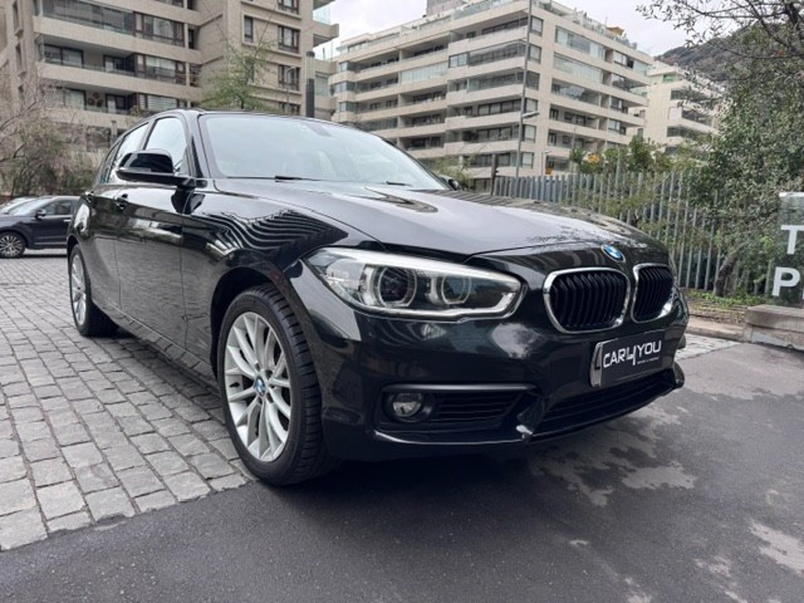 BMW 118 MILLENNIAL 1.5CC 2019 - Imagen 3 de 10