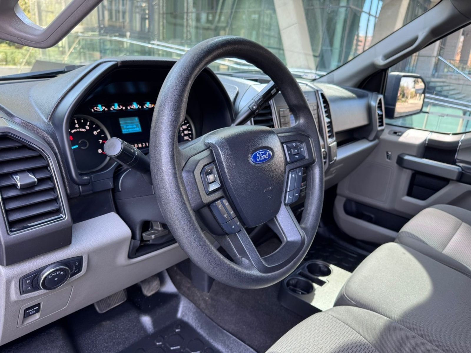 Ford F-150 3.3 XLT 4X4 REG CAB AT 2P. 2019 - Imagen 8 de 10