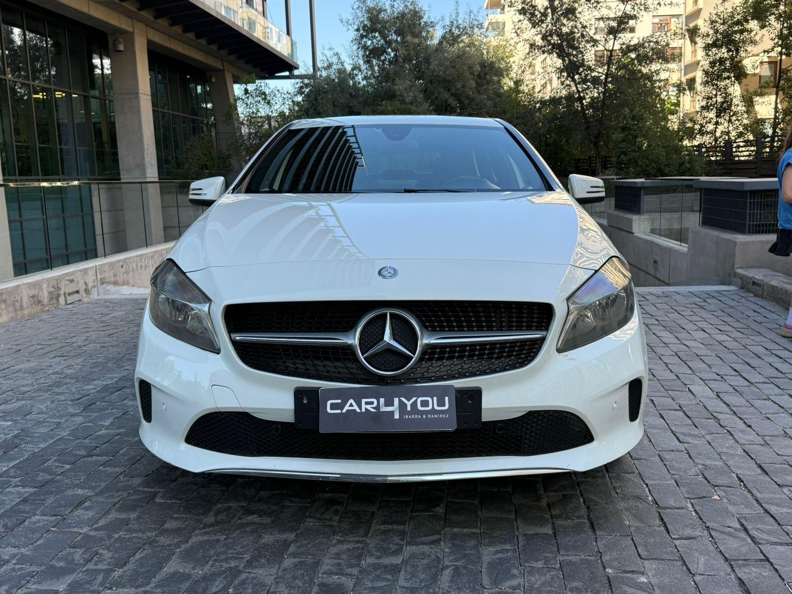 Mercedes-Benz A200 1.6 2017 - Foto 3 de 10