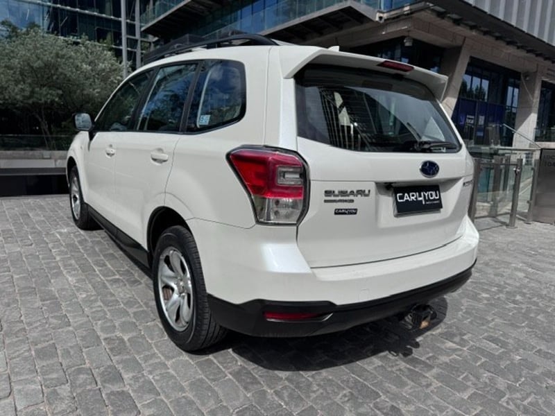 Subaru FORESTER 4WD 2017 - Imagen 6 de 10