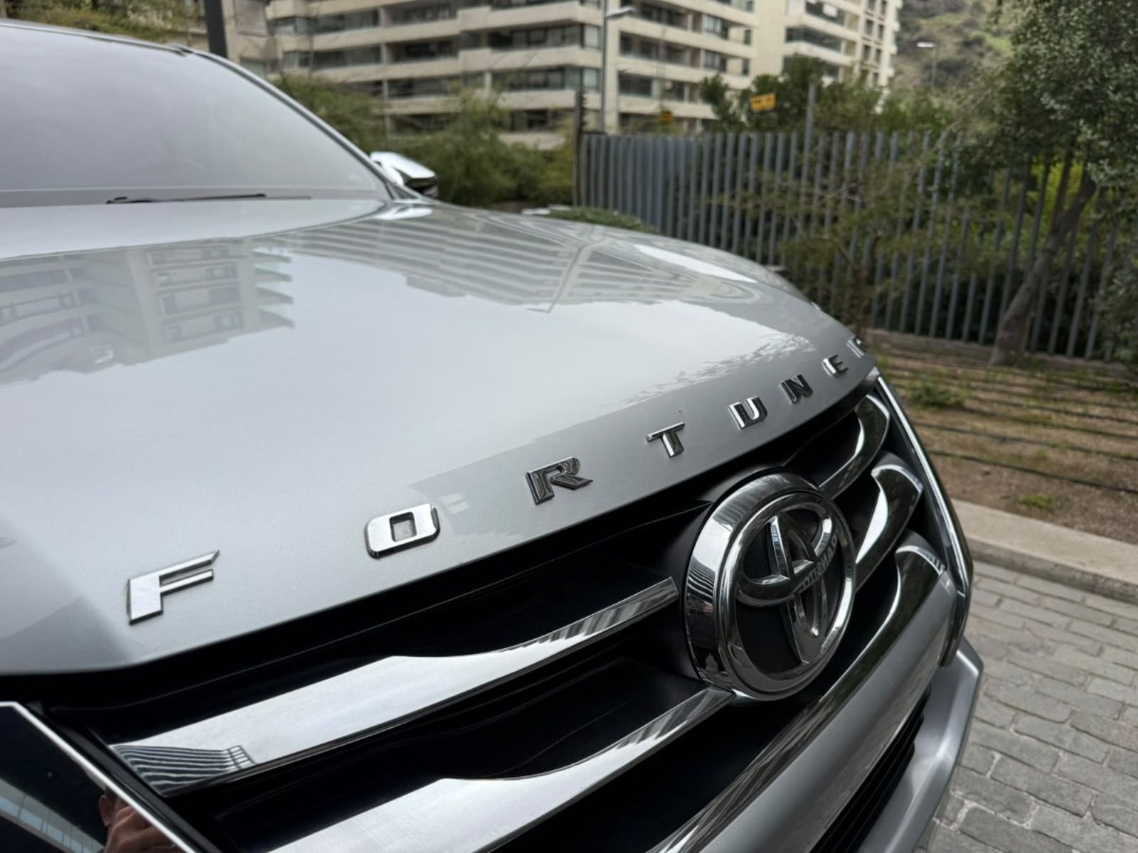 Toyota FORTUNER SRX 2.7 2019 - Imagen 4 de 10