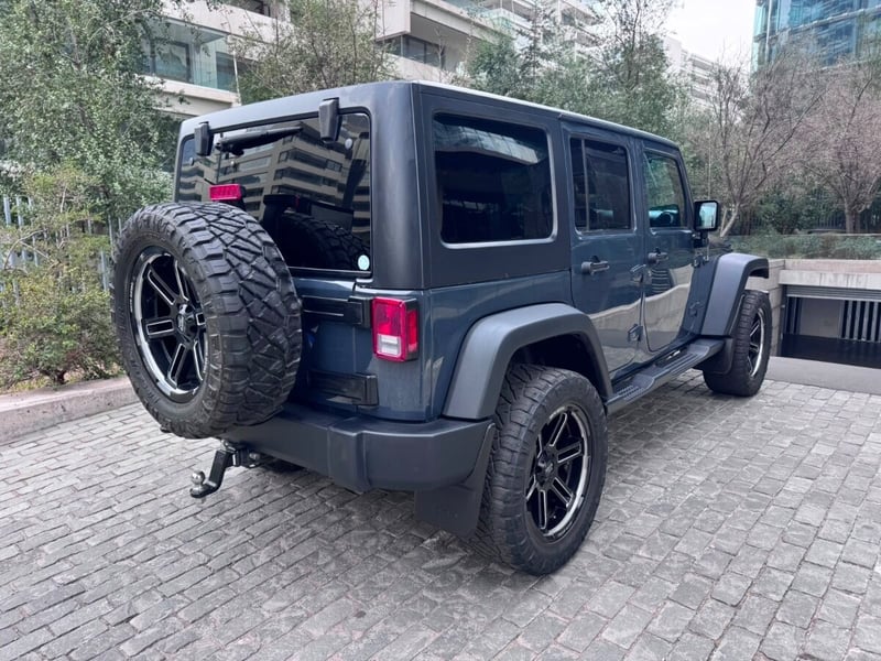 Jeep WRANGLER UNLIMITED 2016 - Imagen 4 de 10