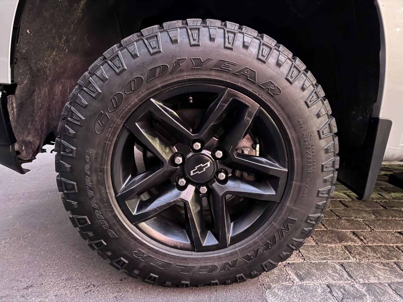CHEVROLET SILVERADO 5.3 AUTO LT TRAIL BOSS DC 4WD 2022 - Imagen 7 de 10
