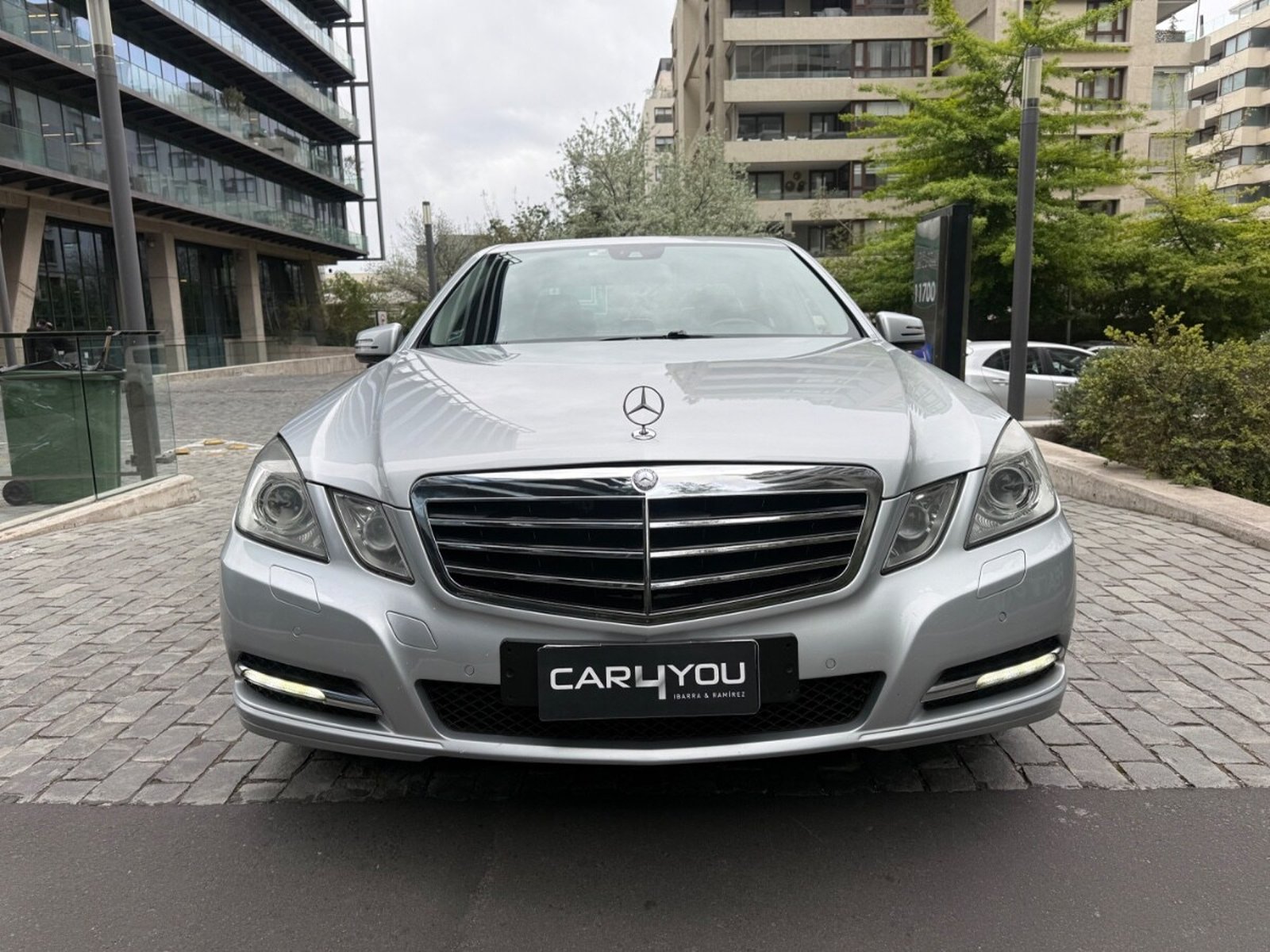 Mercedes-Benz E200 Blue Efficiency 2012 - Foto 2 de 10