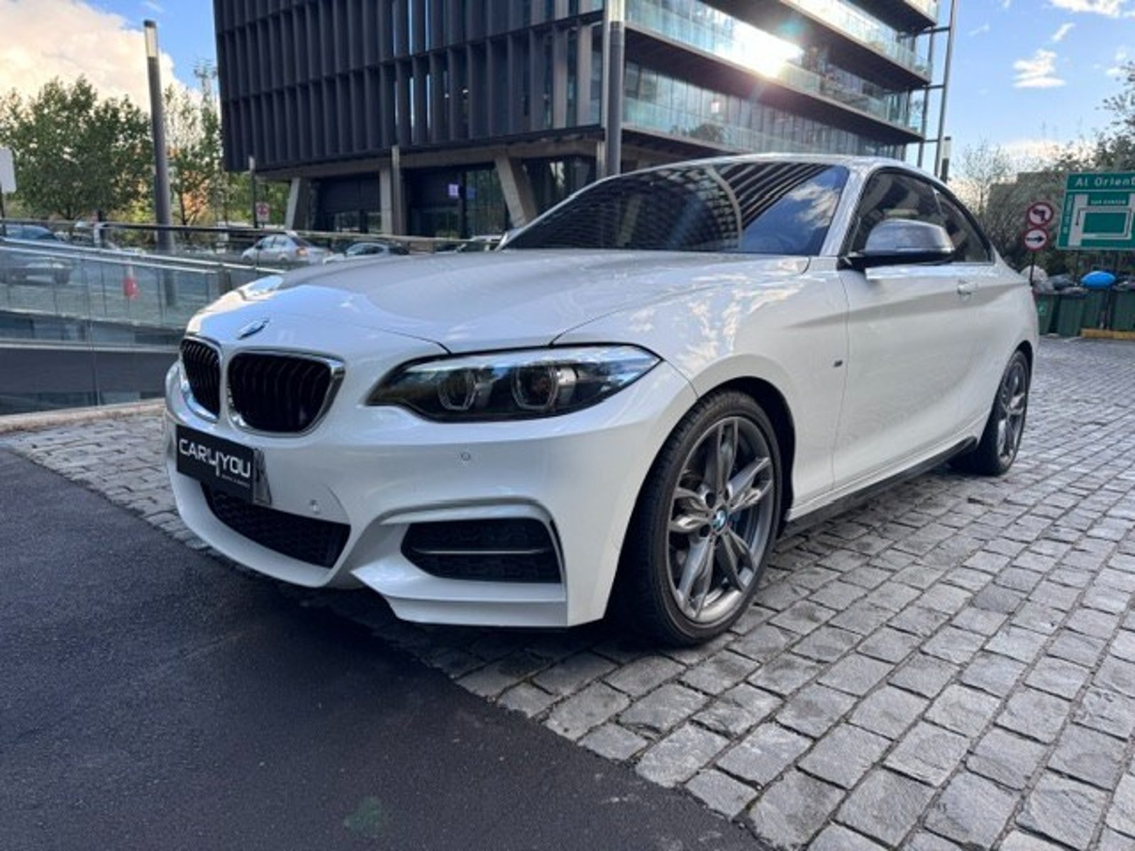 BMW M240 Extras. 2019