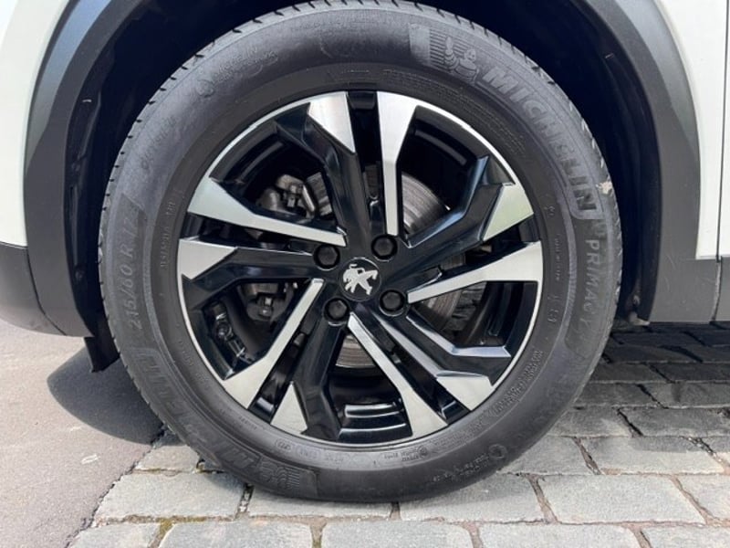 Peugeot 2008 DIESEL - ALLURE - AUT 2021 - Imagen 8 de 10