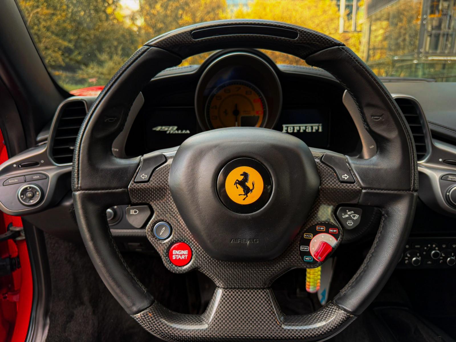 FERRARI 458 ITALIA 4.5 2015 - Imagen 9 de 10
