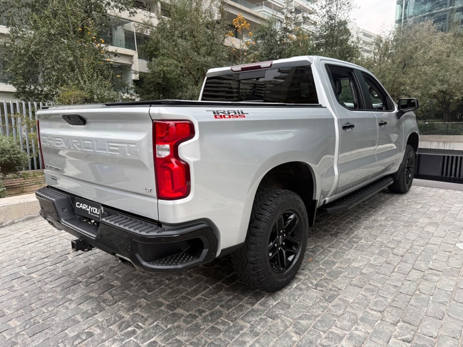 CHEVROLET SILVERADO TRAIL BOSS 2021 - Imagen 6 de 9