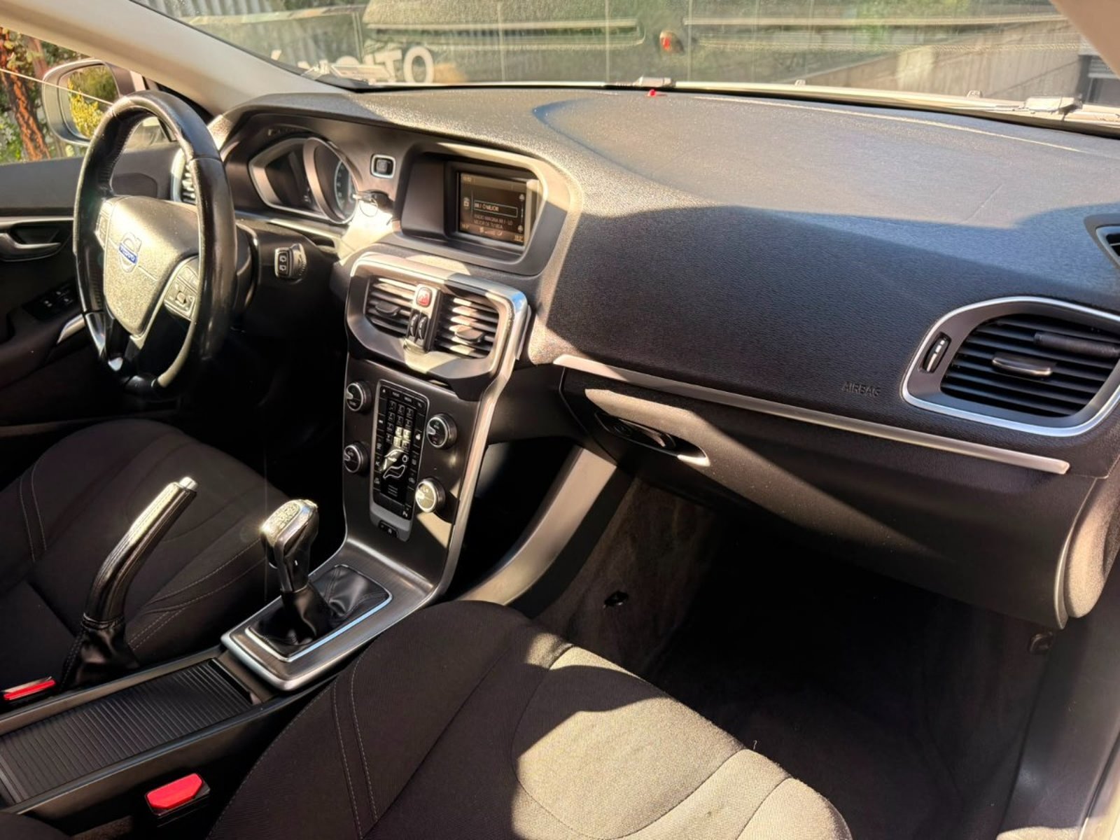 Volvo V40 D2 Comfort MT Diesel 2016 - Imagen 8 de 10