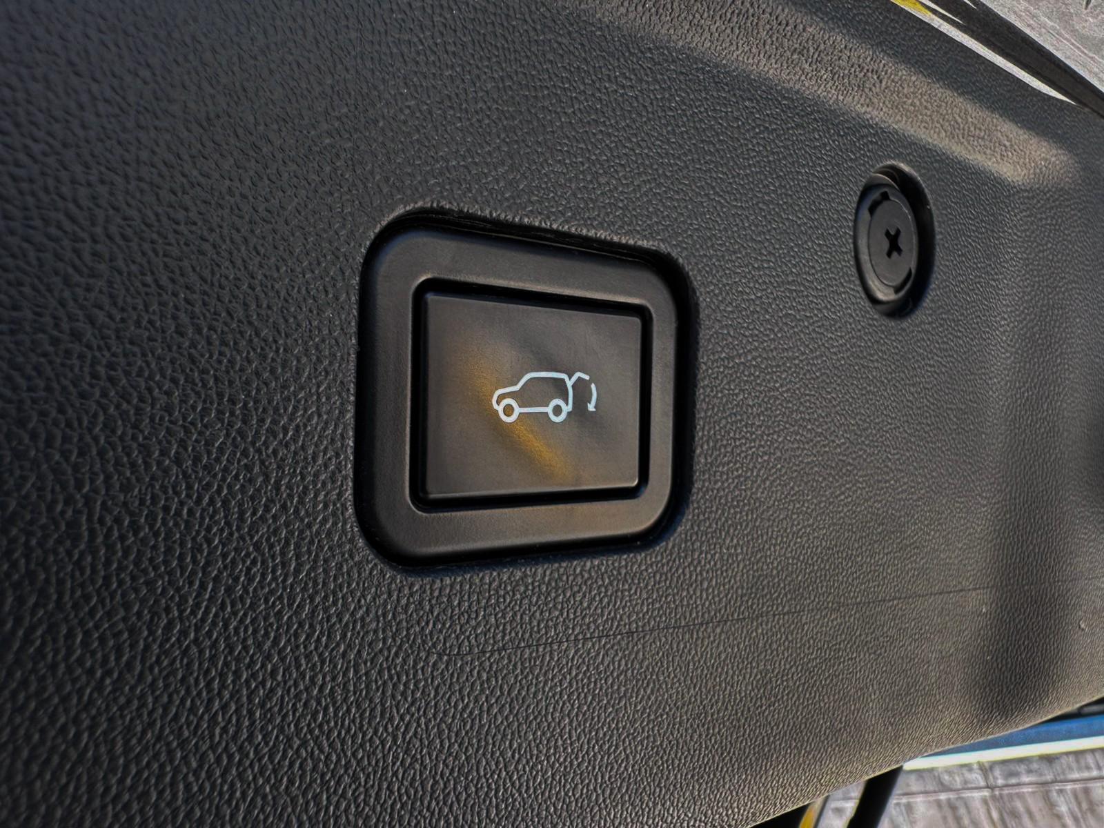 CHANGAN UNI-K 2.0T de 233 HP 2024 - Imagen 9 de 9