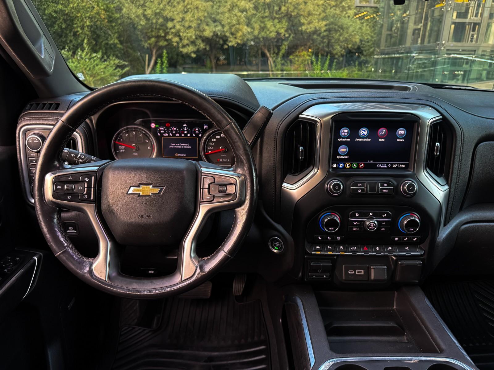 CHEVROLET SILVERADO LTZ DC 4WD 5.3 2022 - Imagen 9 de 10