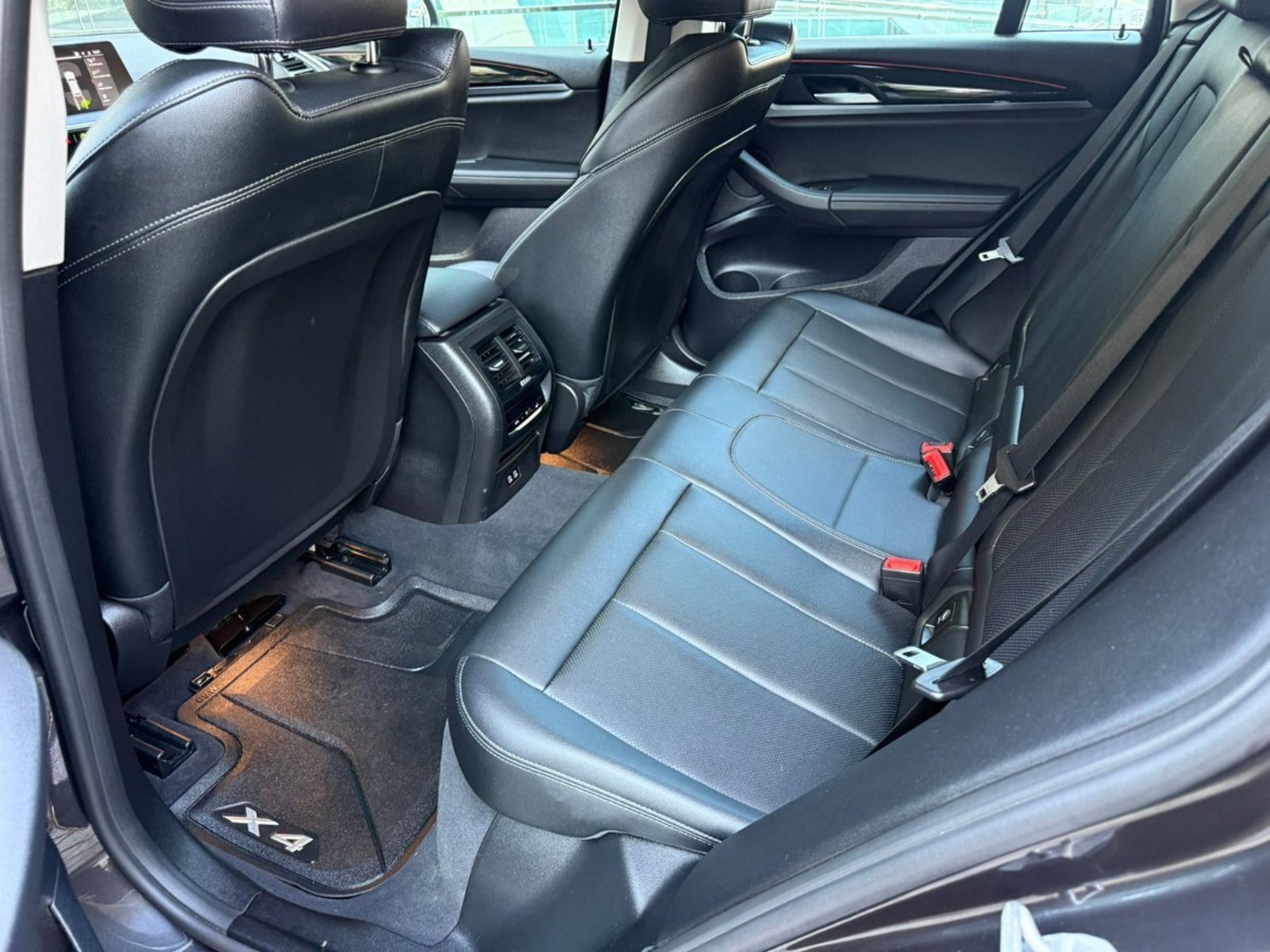BMW X4 DYNAMIC XDRIVE 2025 - Imagen 9 de 10