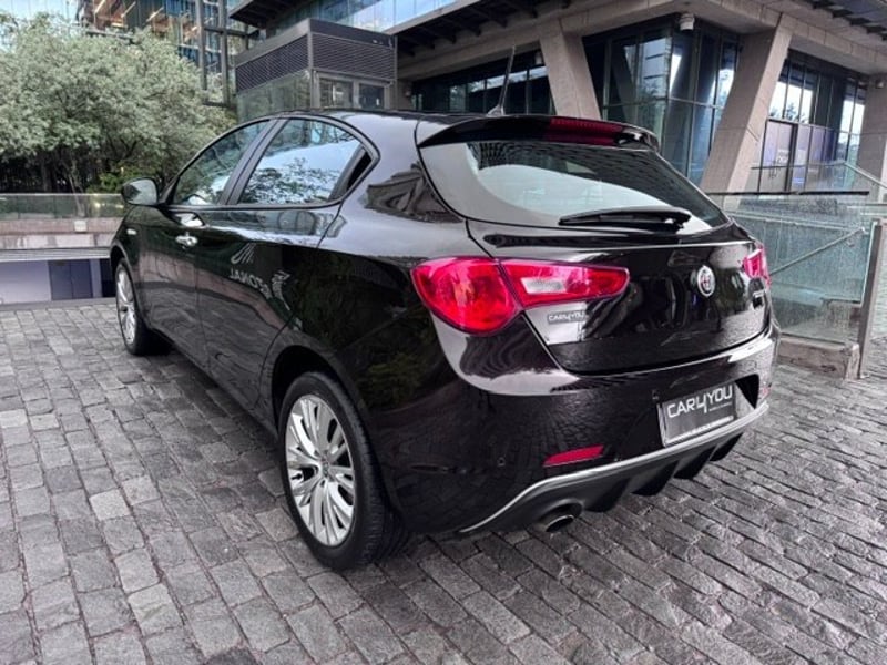 Alfa Romeo GIULIETTA DISTINCTIVE 2021 - Imagen 6 de 10