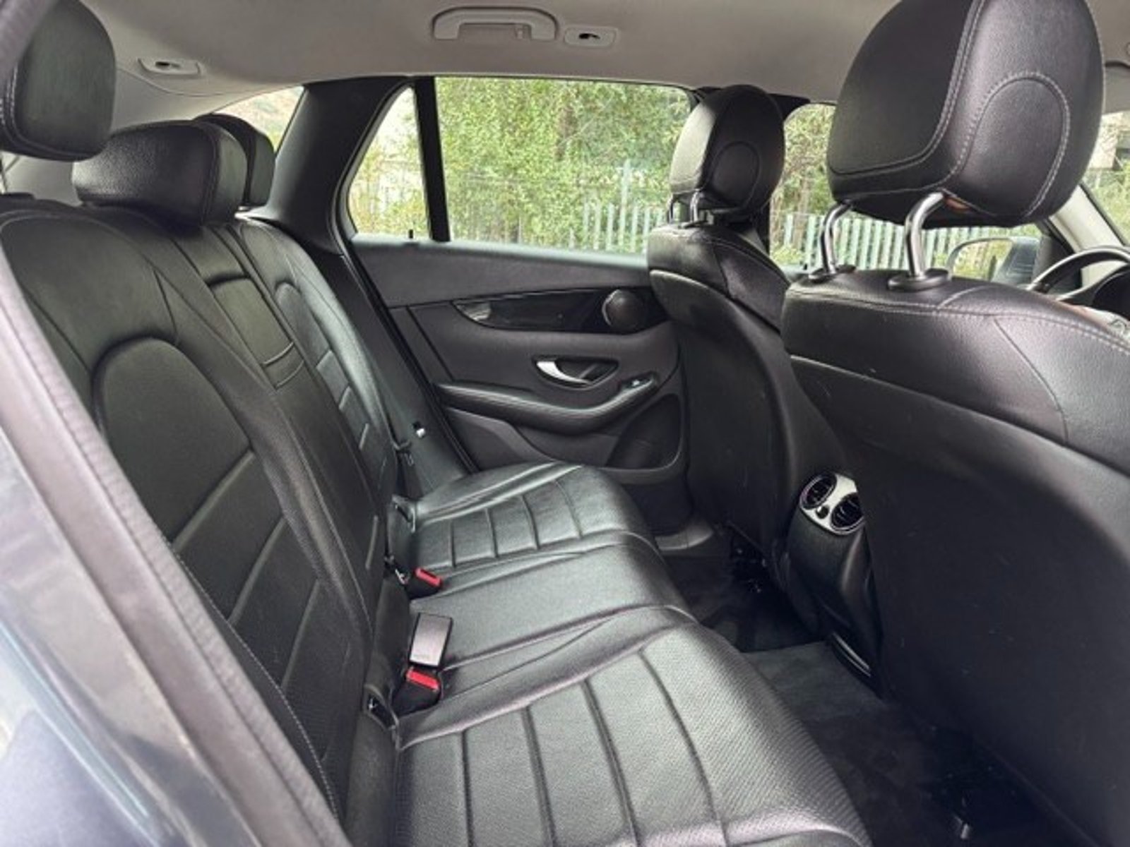 Mercedes-Benz GLC 220D Diesel, 4matic 2016 - Imagen 9 de 10