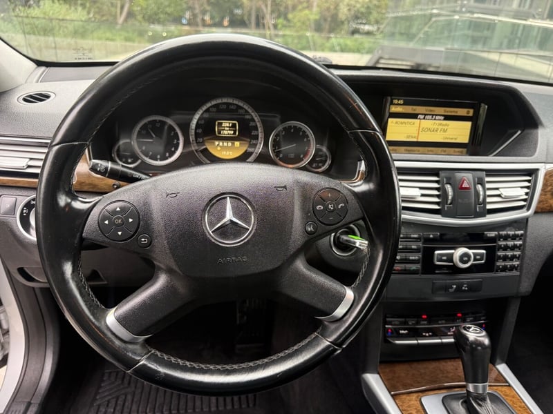 Mercedes-Benz E200 Blue Efficiency 2012 - Imagen 9 de 10