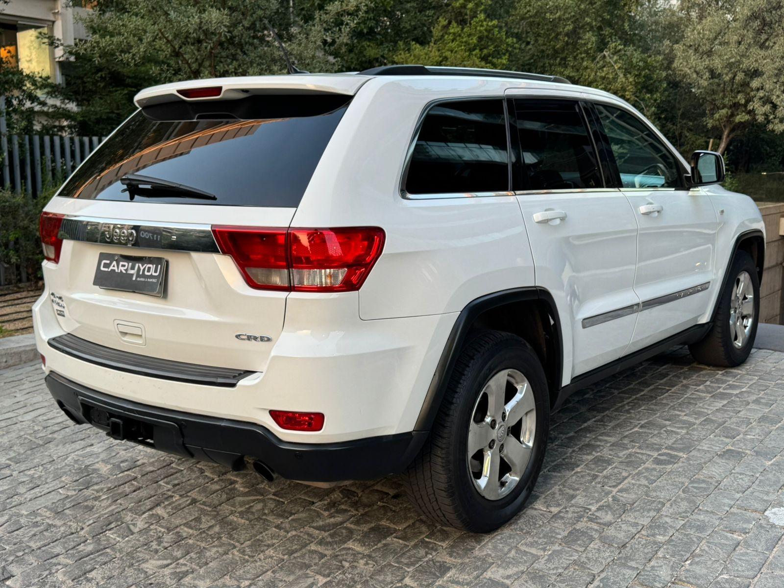 JEEP GRAND CHEROKEE LAREDO 3.0 2013 - Imagen 5 de 9