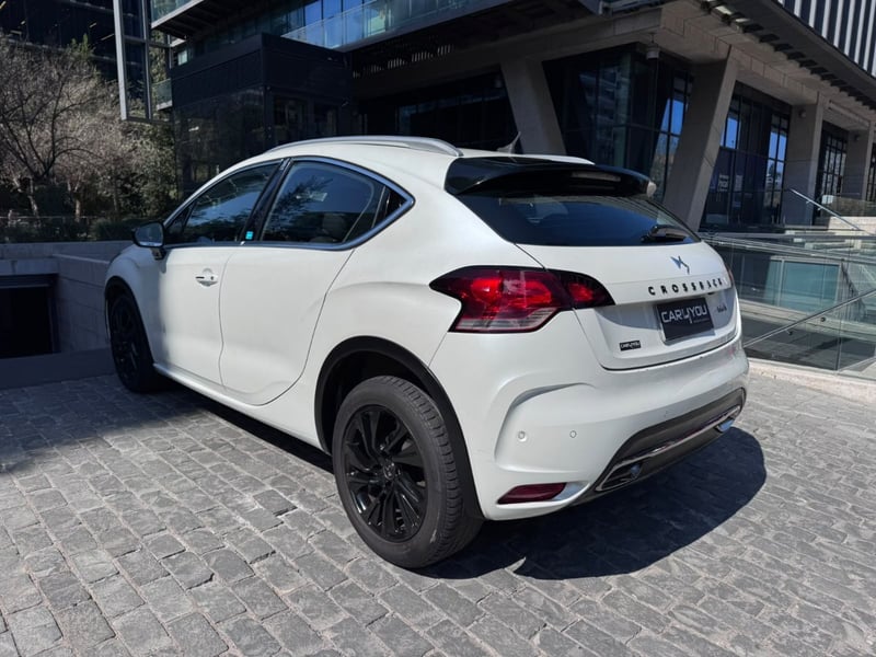 DS Automobiles DS 4 CROSSBACK 2017 - Imagen 6 de 10