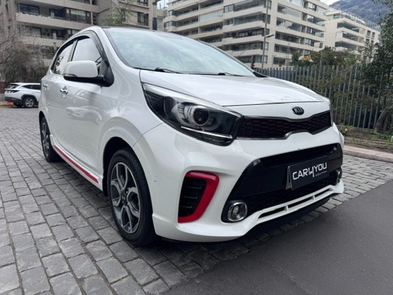 Kia MORNING GT-LINE 2018 - Imagen 3 de 10