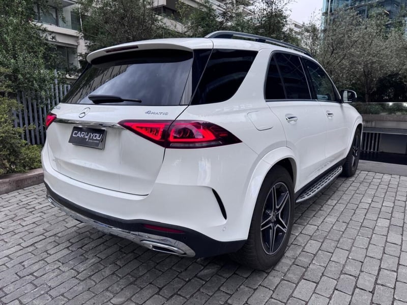 Mercedes-Benz GLE 400 LOOK AMG - DIESEL 2023 - Imagen 4 de 7
