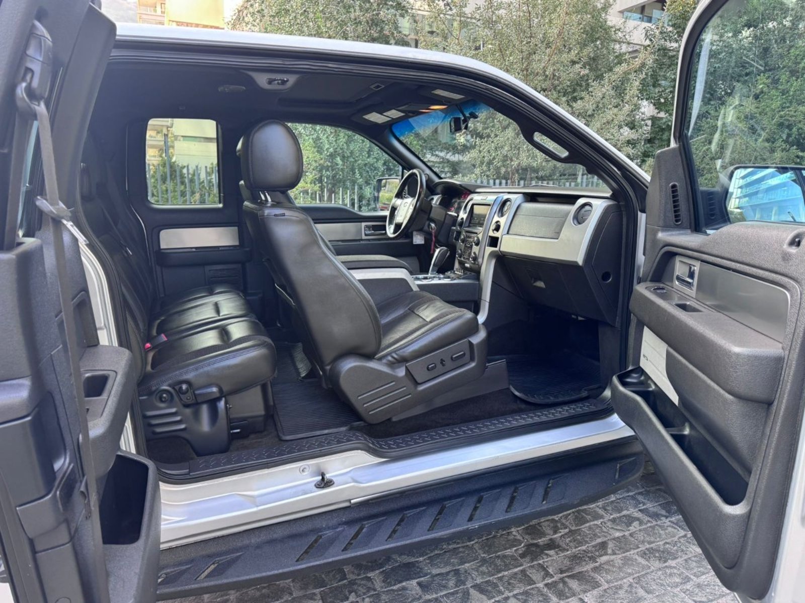 FORD F-150 RAPTOR 6.2 2015 - Imagen 9 de 9