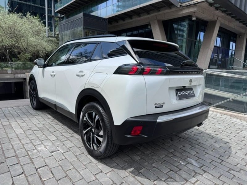 Peugeot 2008 DIESEL - ALLURE - AUT 2021 - Imagen 6 de 10