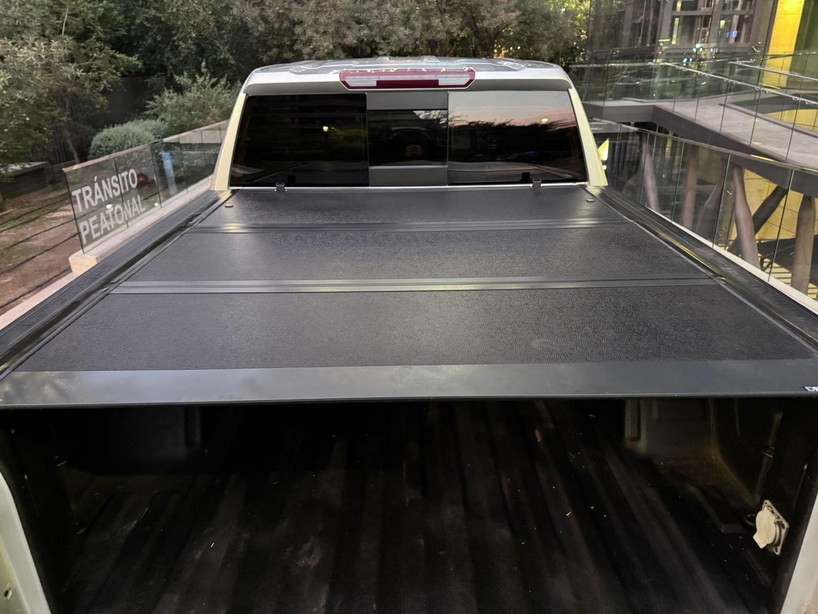 CHEVROLET SILVERADO 5.3 AUTO LT TRAIL BOSS DC 4WD 2022 - Imagen 8 de 10