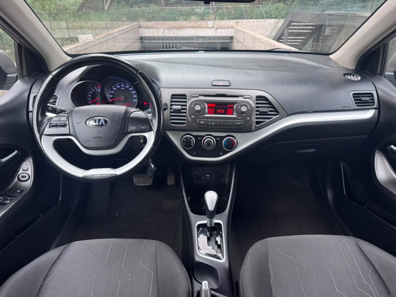 Kia MORNING 1,2 AUTOMATICO 2016 - Imagen 7 de 10