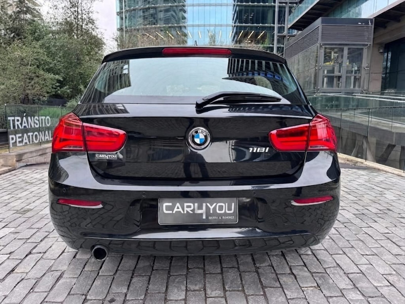 BMW 118 MILLENNIAL 1.5CC 2019 - Imagen 5 de 10