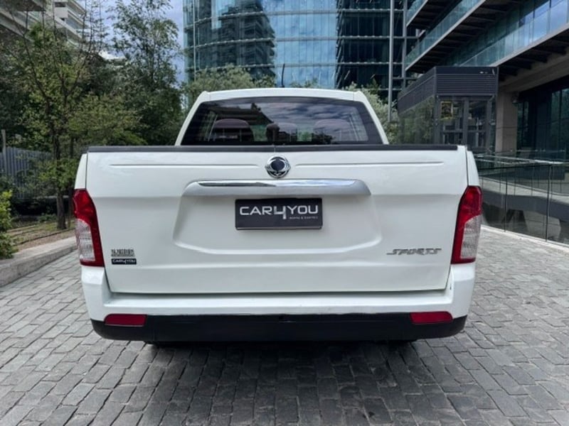 SsangYong ACTYON SPORTS DIESEL 2018 - Imagen 5 de 10