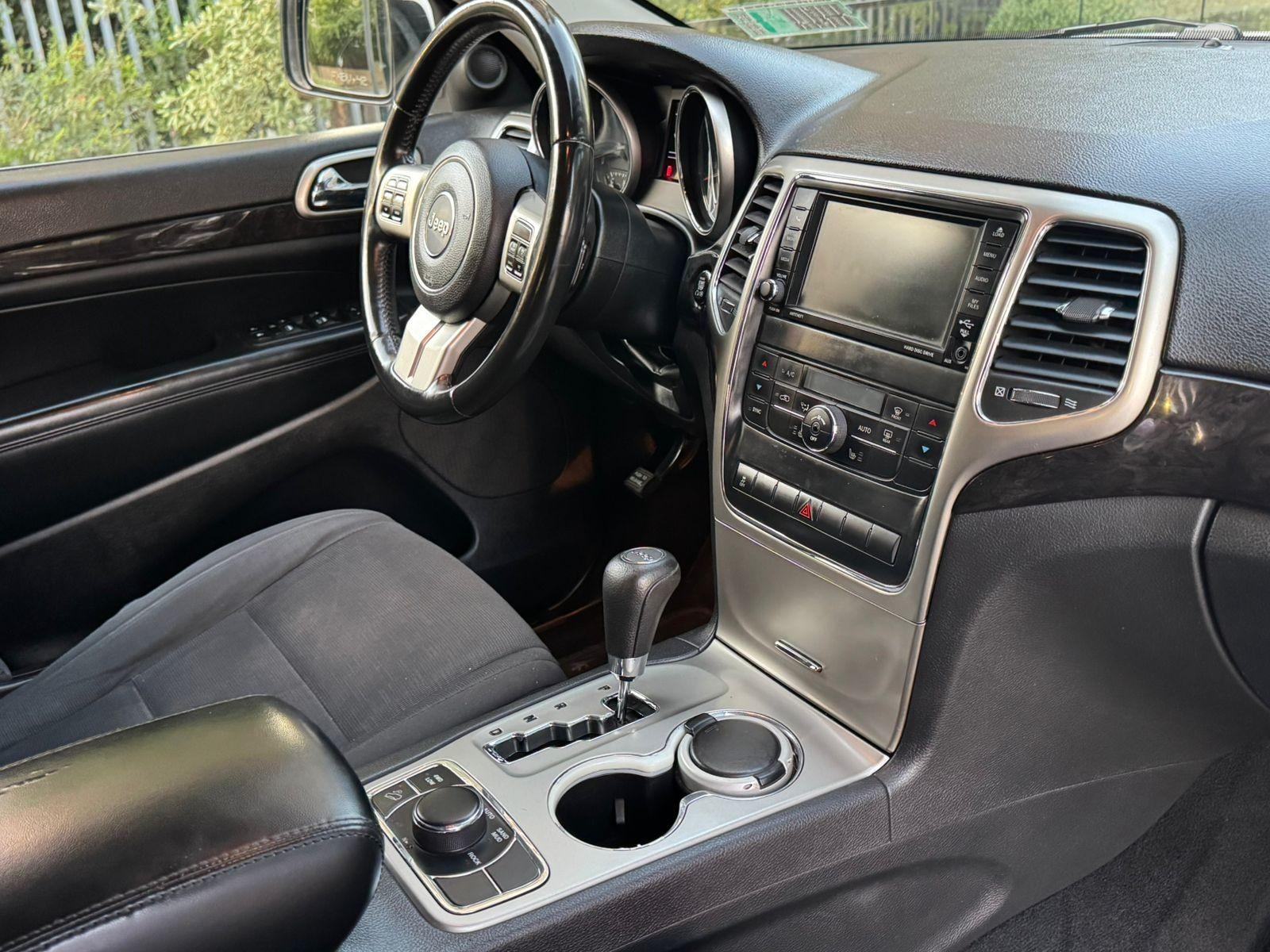 JEEP GRAND CHEROKEE LAREDO 3.0 2013 - Imagen 9 de 9