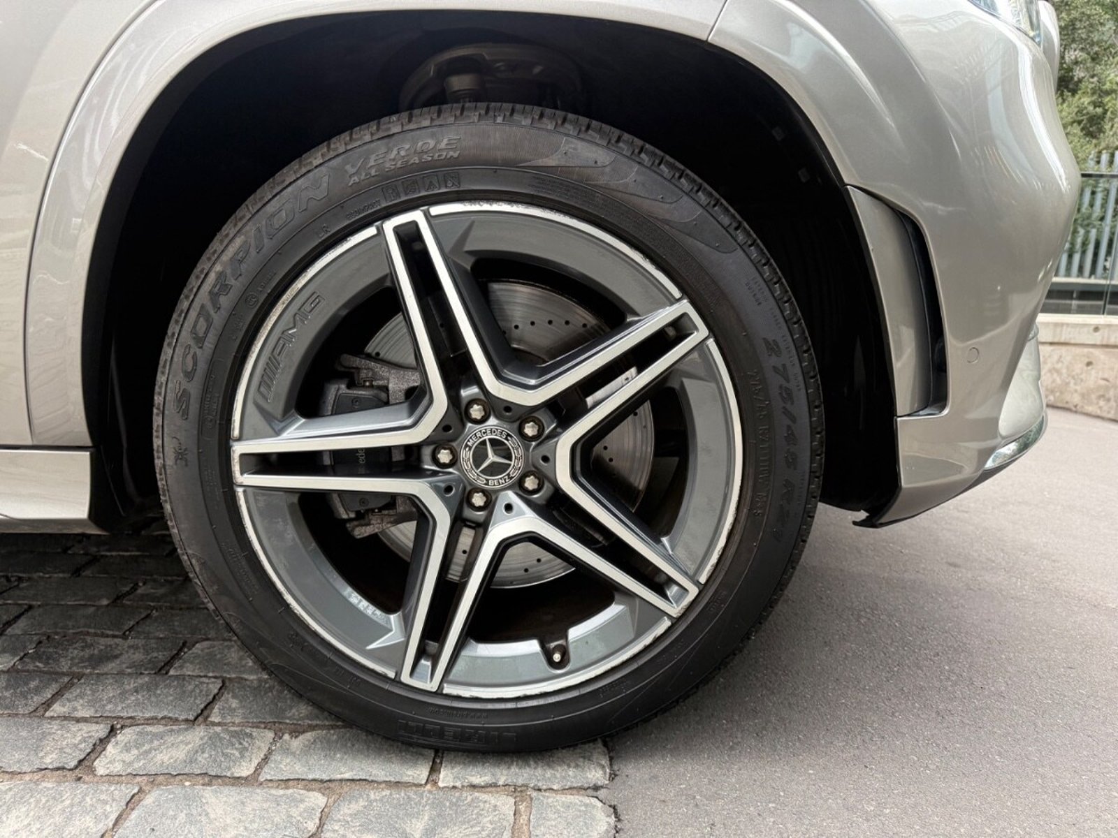 Mercedes-Benz GLS 400D LOOK AMG 2023 - Imagen 7 de 10