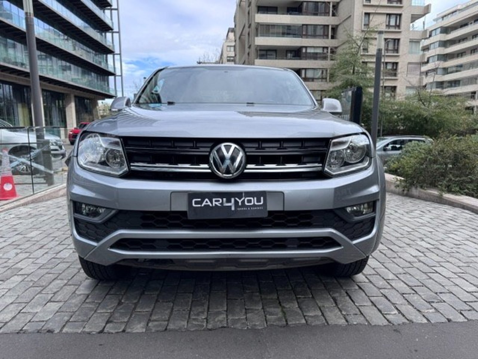 Volkswagen AMAROK CONFORTLINE 2022 - Foto 2 de 10