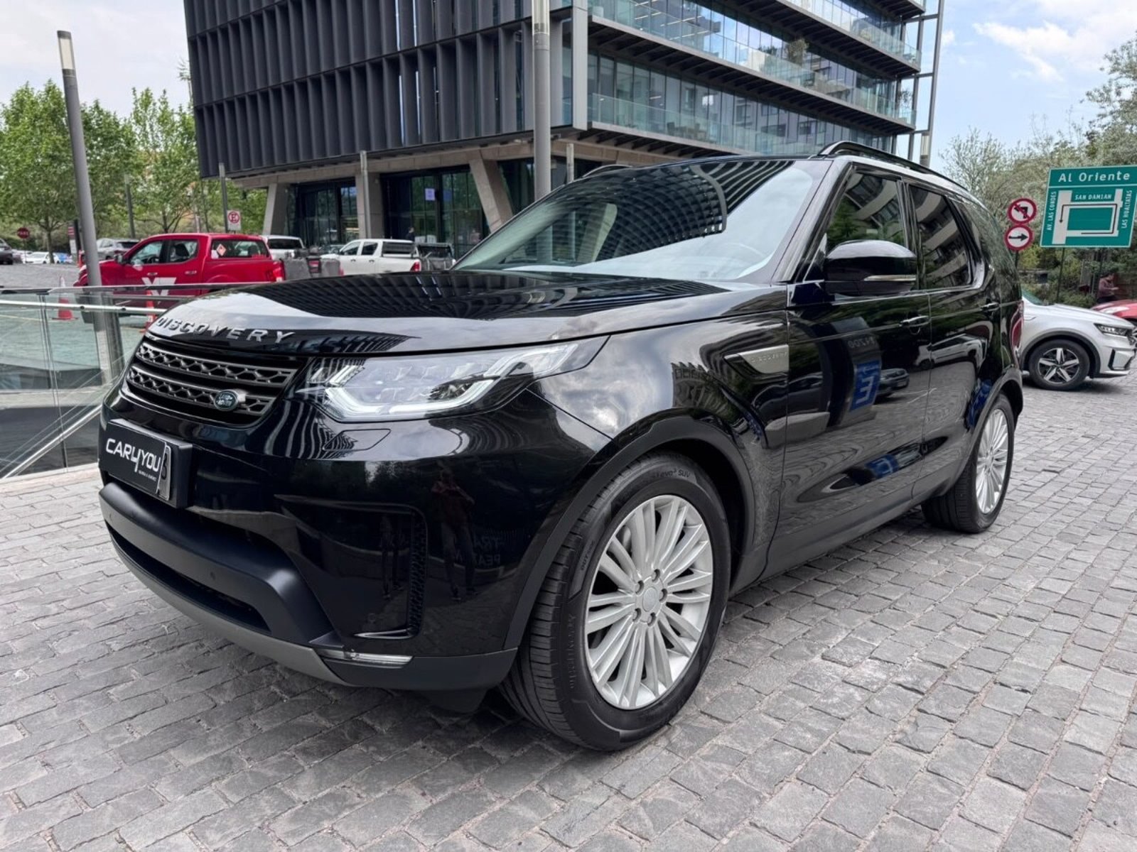 Land Rover Discovery 2019